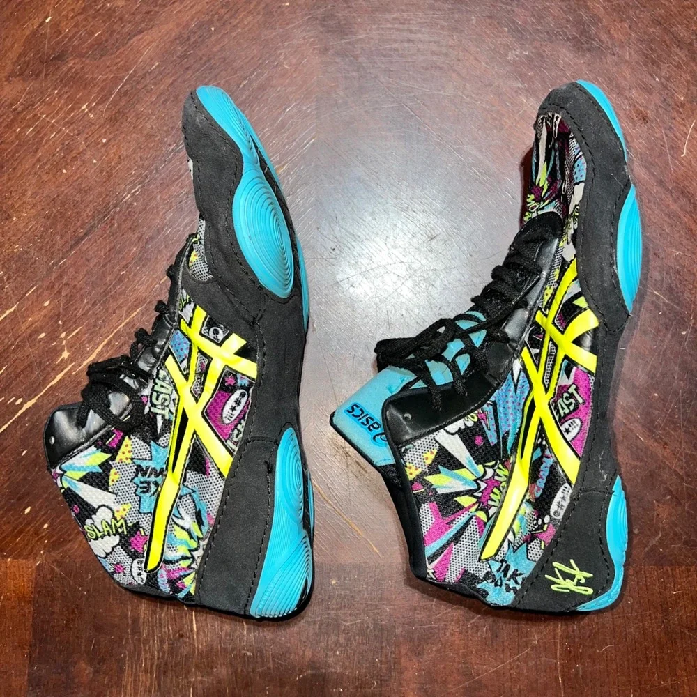ASICS JB Elite V2.0 Wrestling Shoes Comic Print Mens 10.5 J501Q Jordan Burroughs